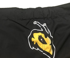 Pantalon de hockey pour hommes en gros OEM, coque 100 % polyester, personnalisable, taille ajustable, pour hockey sur glace et roller - Product Image 5