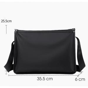 Bolso Bandolera Impermeable con Múltiples Compartimentos y Correa de Hombro Arqueada, Bolso de Viaje Unisex Hecho en Vietnam - Product Image 4