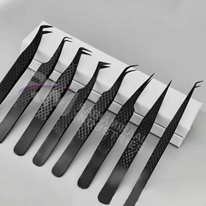 Ensemble de pinces à cils en acier inoxydable de qualité supérieure, toutes tailles, pinces professionnelles pour extensions de cils, pointe dentelée, prise en main parfaite - Product Image 5