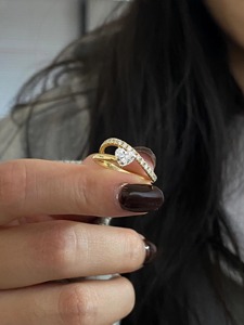 Anillo de Compromiso de Lujo con 16 Diamantes Cultivados en Laboratorio en Forma de Corazón, Anillo de Oro Amarillo de 14K para Mujer, Elegante y Romántico - Product Image 4