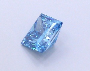 Diamant de laboratoire CVD de qualité supérieure, taille princesse, bleu vif, clarté VS1, finition excellente, pierre précieuse rare pour bijoux sur mesure - Product Image 3