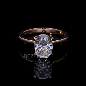 Anillo de Diamantes con Corte Ovalado y Diseño Lateral Refinado, Anillos de Diamantes para un Estilo de Compromiso Único - Product Image 5