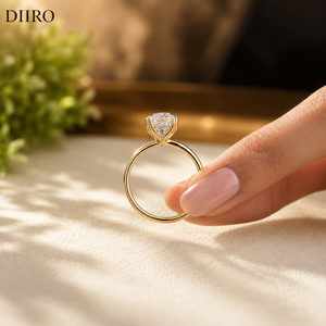 Anillo de Compromiso de Oro Amarillo de 14K con Doble Corona de Diamantes y Halo Oculto de Moissanita - Product Image 4