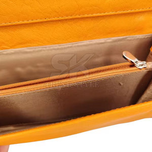 กระเป๋าคลัทช์หนังแท้แฟชั่นสำหรับผู้หญิง สีเดียว ปิดด้วยซิป น้ำหนักเบา ราคาขายส่งสำหรับขายออนไลน์ - Product Image 4