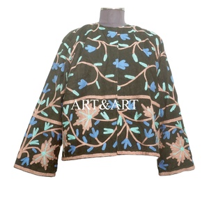 Chaqueta Acolchada con Bordado Floral, Botones, Forro de Algodón a Rayas, Hecha a Mano, para Invierno y Otoño, Secado Rápido, Ecológica y Transpirable - Product Image 1