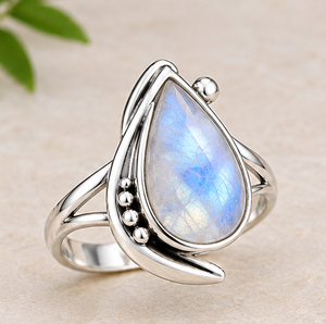 Bague en argent sterling 925 avec pierre de lune arc-en-ciel |   Bague artisanale en pierre précieuse en forme de larme - Product Image 2