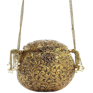 Bolso de mano esférico antiguo de latón dorado con tallado floral y borlas laterales con cuentas de perlas al por mayor. - Product Image 1