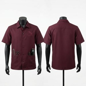 Chaqueta de Barbero para Hombre, Premium, de Poliéster Twill, 200 GSM, Color Borgoña, Manga Corta, con Logotipo Personalizado Bordado y Bolsillos Utilitarios - Product Image 1