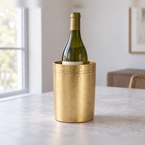 Refroidisseur de bouteille de vin en laiton fait main, support en laiton moulé, refroidisseur individuel pour bouteille, décoration de bar moderne - Product Image 1