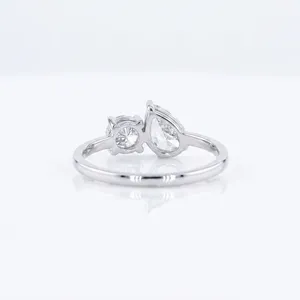 Anillo de Compromiso de Oro Blanco de 18K con Corte de Pera para Mujer, Anillo Clásico con Diamante de Laboratorio Certificado por IGI, Claridad F VVS2, Joyería Solitaria - Product Image 2