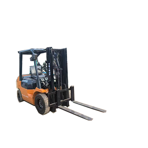 Chariot élévateur diesel Toyota 3 tonnes, nouveau moteur diesel puissant, pompe à carburant économique incluse pour mines, construction et ports - Product Image 1