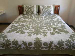 Beautiful Factory Direct Supply 100% Cotton Material Hawaiian <b>Quilts</b> Sets Multipattern Designs Handcrafted <b>Quilts</b> For Home Decor - Product Image 4