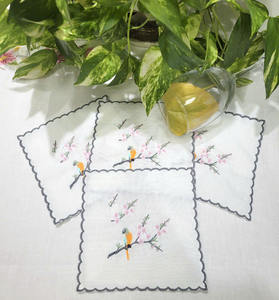 Servilletas de Bebidas Bordadas Personalizadas al por Mayor con Diseño de Durazno y Pájaro, Servilletas de Cóctel de Polilino con Borde Festoneado para Eventos en el Hogar y Bares - Product Image 5