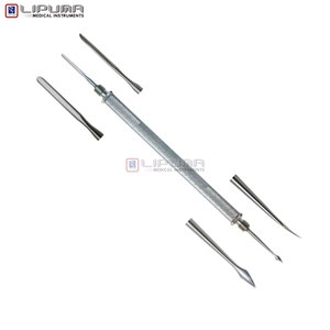 Aiguille étrangère radiographique : Identification clinique des corps étrangers traumatiques iatrogènes et instruments médicaux encastrés - Product Image 2