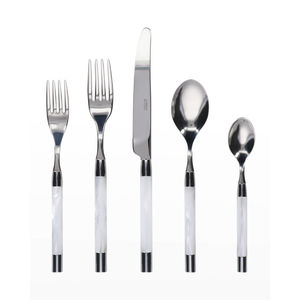Ensemble de couverts en métal de style minimaliste pour cuisine moderne, salle à manger et usage contemporain - Product Image 1