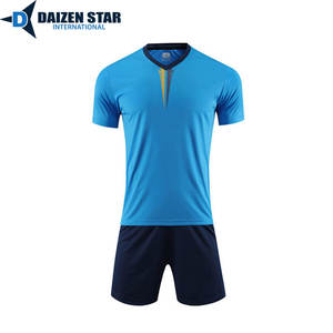 Uniforme de Fútbol Personalizado DSI de Secado Rápido, Elástico y Transpirable de Poliéster de Manga Corta, Impresión por Sublimación Profesional para Equipos - Product Image 2