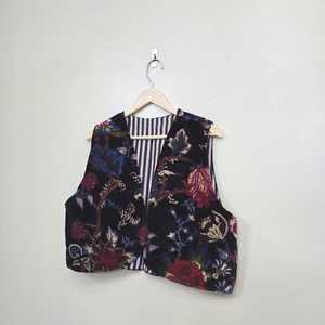 Black Velvet Cotton Floral Print Quilted Jacket-Reversible Winter Sleeveless Outerwear - Product Image 3
