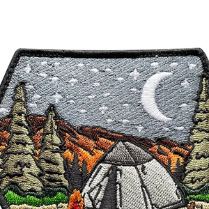 Parche Bordado Termoadhesivo de Fieltro No Tejido con Diseño de Escena de Camping para Decoración de Ropa - Product Image 5