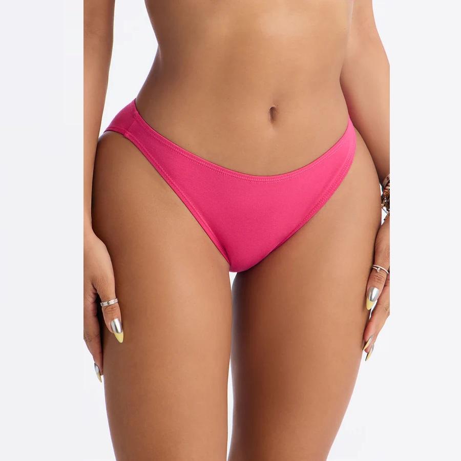 สีแดงม่วง