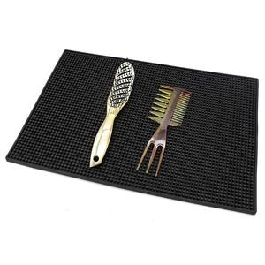 Tapis de Barbier Antidérapant Noir IKZARSA CIK-110 Marque Privée - Tapis de Comptoir de Salon Personnalisé Résistant à la Chaleur en ABS+PC/Silicone Recyclé - Product Image 5