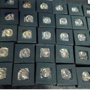 ตะเกียงน้ำมันรูปดอกบัวทองเหลืองขนาดเล็ก AG Elements สำหรับบ้าน วัด พุจ อบอุ่นบรรยากาศด้วยกลิ่นหอม น้ำหนักเบา พกพาสะดวก ใช้กับไส้ตะเกียง ตกแต่งสวยงาม - Product Image 3