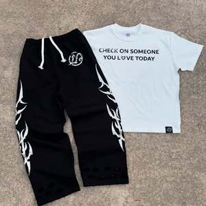 Survêtement unisexe élégant pour l'hiver, délavé à l'acide, décontracté, couleur unie, matière épaisse de haute qualité, coupe classique, écologique - Product Image 6