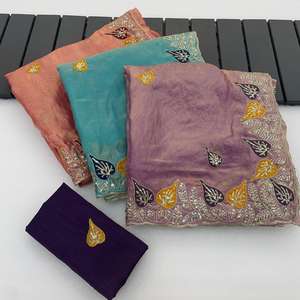 Saris indiens traditionnels en satin Fandy pur et doux avec des sequins étonnants et un travail multi-fils, et un chemisier en soie de Bangalore richement brodé. - Product Image 6