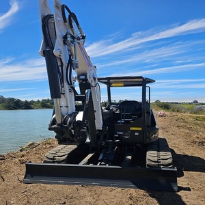 รถขุดขนาดเล็ก Bobcat E40 กำลังสูง น้ำหนัก 9180 ปอนด์ บุ้งกี๋ขนาด 4 เมตร แขนยาว ยกสูงได้ พร้อมเครื่องยนต์รับประกัน 3 ปี - Product Image 4