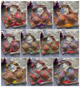 Collection de blouses sans bretelles en Khadi pur de style moderne avec broderies et fermeture à crochet dos-nu, fournisseur d'Inde - Product Image 4