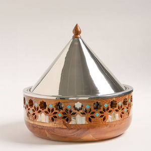 Olla Calentadora de Alimentos Metálica Royal Look con Base de Madera, Ollas Redondas de Lujo Hechas a Mano para Servir Comida en Mesa de Boda - Product Image 6