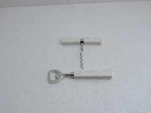 ที่เปิดขวดดีไซน์งานฝีมือพร้อมที่เปิดขวดสแตนเลสแบบเกลียวพร้อมด้ามเรซิ่น ราคาขายส่งต่ำ - Product Image 2