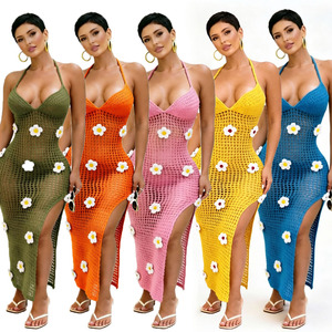 Vestido maxi bohemio sin cuello de punto y ganchillo, con aberturas florales, diseño sexy sin espalda y abertura, listo para la playa - Product Image 4