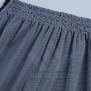 Uniforme de Baloncesto Duradero para Hombre con Pantalones Cortos Cómodos, Ropa Deportiva Ligera y Transpirable, Ideal para Prácticas de Equipo - Product Image 5