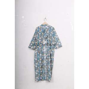 Suavidad: Kimono 100% algodón con cuello en V, diseño sencillo y estampado floral para uso casual y diario. - Product Image 2