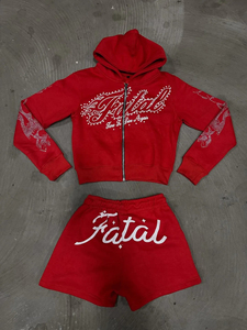 Conjunto Deportivo con Capucha Negra Fatal Girls, con Logotipo de Pedrería y Pantalones Cortos con Estampado Brillante, Ropa Urbana para Otoño - Product Image 3