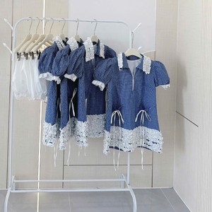 Robe Courte Vintage Coréenne à Carreaux OEM, Manches Bouffantes, Bordure en Dentelle, Taille à Cordon, Silhouette Trapèze, Coton/Bambou Respirant, Décontractée - Product Image 3