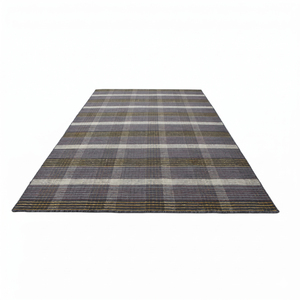 Tapis en laine tissée plate à carreaux gris anthracite, bordeaux et moutarde, motif tartan moderne, antidérapant et écologique pour salon - Product Image 2