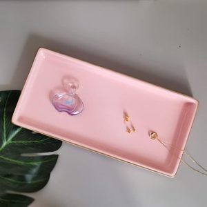 Ensemble de plateaux et de pots en métal argenté allemand Pichwai, idéal pour les mariages, les fêtes de Diwali, la décoration de la maison, les cadeaux de pendaison de crémaillère et les Pooja. - Product Image 3