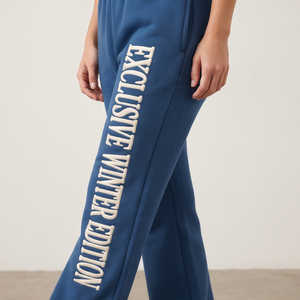 กางเกงวอร์มขาบานเอวสูง ปักลายตามสั่ง ผ้าฝ้ายฟลีซ กางเกงขาบานทรงหลวมสำหรับผู้หญิงและผู้ชาย สไตล์สตรีทแฟชั่นฤดูหนาว - Product Image 2