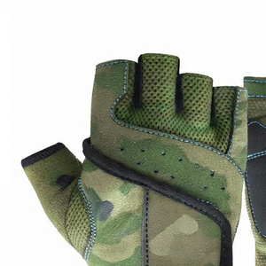 Guantes de Gimnasio de Medio Dedo con Camuflaje, Palma de Cuero Transpirable, Guantes de Entrenamiento para Levantamiento de Pesas, Correa de Muñeca Ajustable - Product Image 3