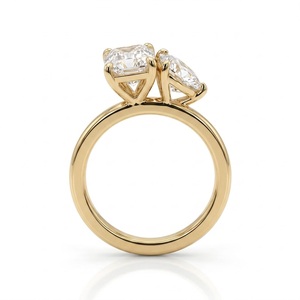 แหวนทองคำแท้ 14K รับรองคุณภาพ Toi Et Moi ประดับเพชรเม็ดใหญ่ 1 กะรัตทรง Radiant และเพชรเม็ดเล็ก 0.55 กะรัตทรง Pear สี E ความสะอาดระดับ VS เพชรเพาะเลี้ยงในห้องปฏิบัติการ - Product Image 4