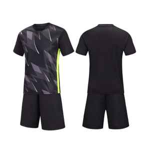 Uniforme de fútbol personalizado de calidad única, 100% poliéster, uniforme de equipo en venta, fabricación directa en Pakistán. - Product Image 4