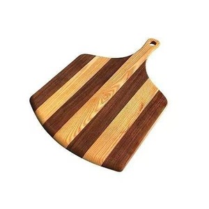 Tabla de Cortar de Madera de Alta Calidad, Rectangular, con Asa y Diseño a Rayas - Product Image 1