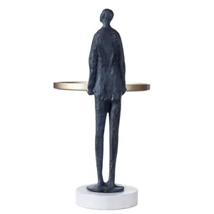 Sculpture décorative moderne en fer, accent de luxe pour la décoration intérieure, idéale pour les collections de salons design et l'aménagement intérieur. - Product Image 2