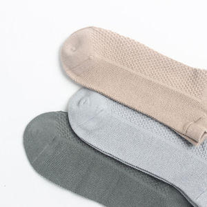 Lots de chaussettes pour hommes en nylon de couleur unie, respirantes, coupe basse, courtes, à motifs, vente en gros, prix abordable, différentes tailles disponibles - Product Image 3