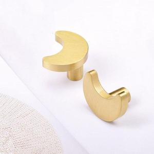 Poignées de porte fantaisie personnalisables pour la décoration intérieure, articles de quincaillerie, boutons de fenêtre et accessoires en laiton de haute qualité - Product Image 4