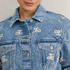 Veste en jean déchirée délavée bleue pour femme, style décontracté, mode européenne et américaine - Product Image 5