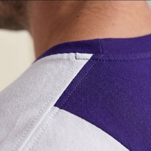 Conjunto Deportivo de Verano para Hombre Meyba Sports, Camiseta con Bloques de Color y Pantalones Cortos, Secado Rápido, Cuello Redondo, Rojo, Blanco y Morado - Product Image 5