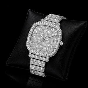 Montre pour femme en argent, forme coussin, sertie de diamants, cadran pavé de luxe, bracelet en cristal, montre-bracelet scintillante et élégante - Product Image 3