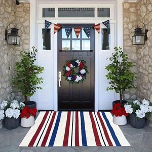 1 pièce Tapis de bienvenue patriotique du 4 juillet en tissu non tissé durable avec motif étoiles et rayures bleues, blanches et rouges - Product Image 1